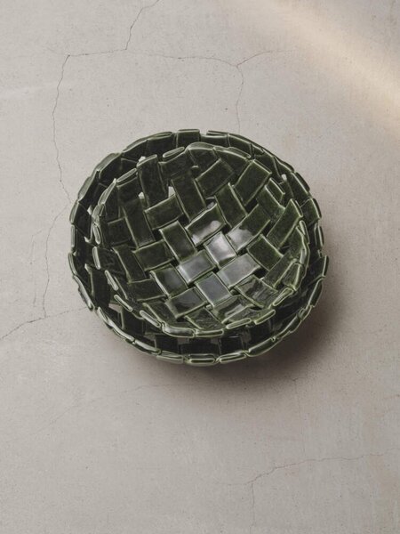 Ferm Living Keramická misa Plait Bowl Ø30, emerald green