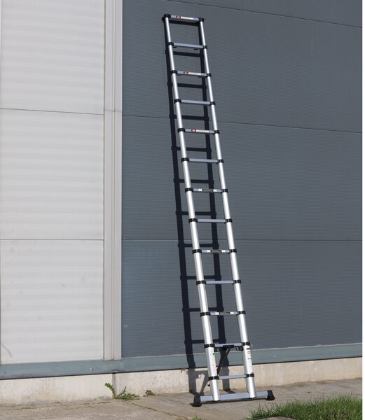 Teleskopický hliníkový rebrík PROFI, 3,92 m, 13 priečok