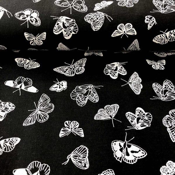 Čierna s motýľmi 2-4cm česká bavlna