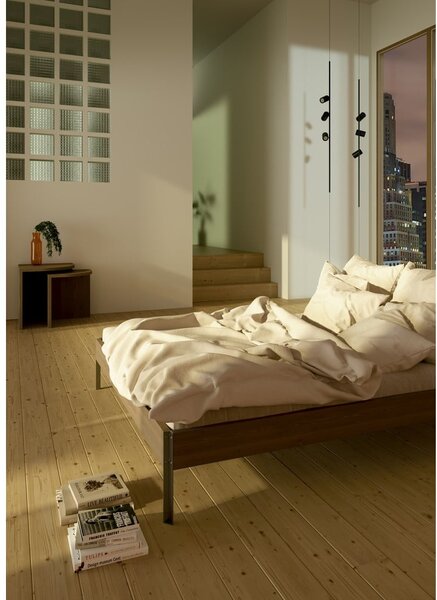 Hnedá dvojlôžková posteľ z borovicového dreva s roštom 140x200 cm Core – Karup Design