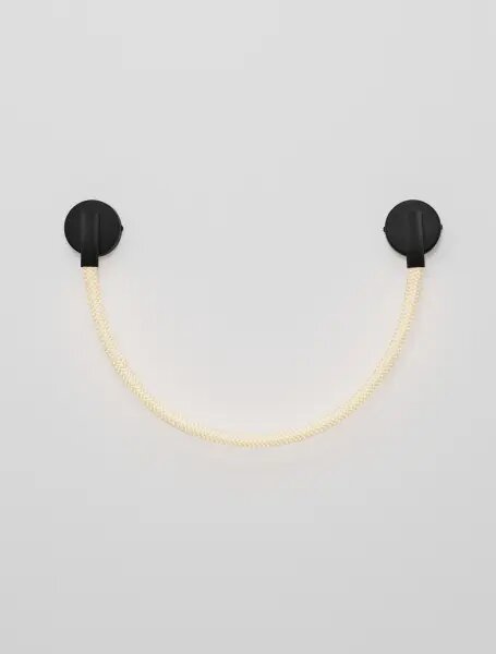 LED čierno-biele svietidlo na stenu Ilane