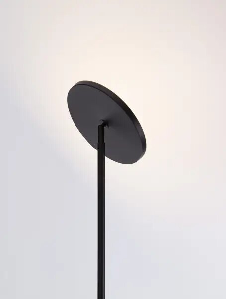 LED stmievateľná biela stojaca lampa Sinkro