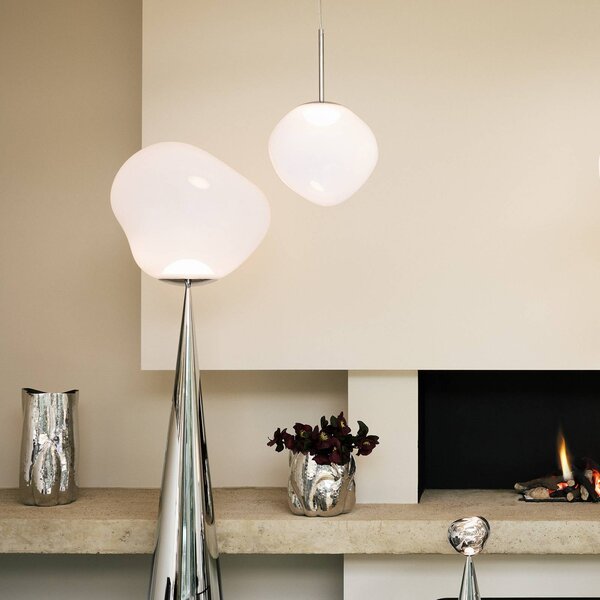Tom Dixon LED závesné svietidlo Melt, Ø 50 cm, opálová/zlatá farba, Biela / opálová, Obývacia izba / jedáleň, Plast, Dizajn, Závesné svietidlo