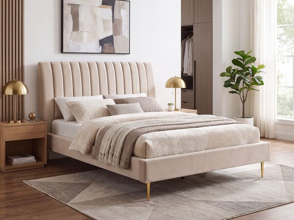 Čalúnená posteľ béžová zamatová 160 x 200 cm lamelový rošt vysoké čelo elegantný dizajn spálňa