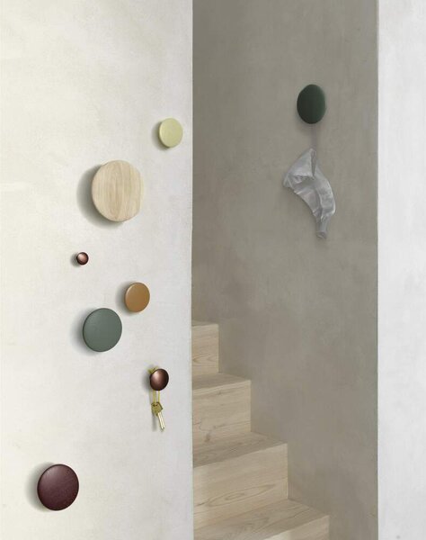 Muuto Sada vešiakov The Dots, off-white