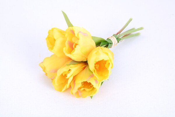 Zväzok umelých kvetín TULIPÁNY žltý