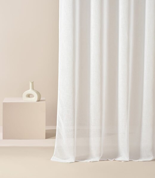 Room99 Záclona na krúžkoch Sensia Jednofarebná Farba: Biela, Veľkosť: 140 x 250 cm