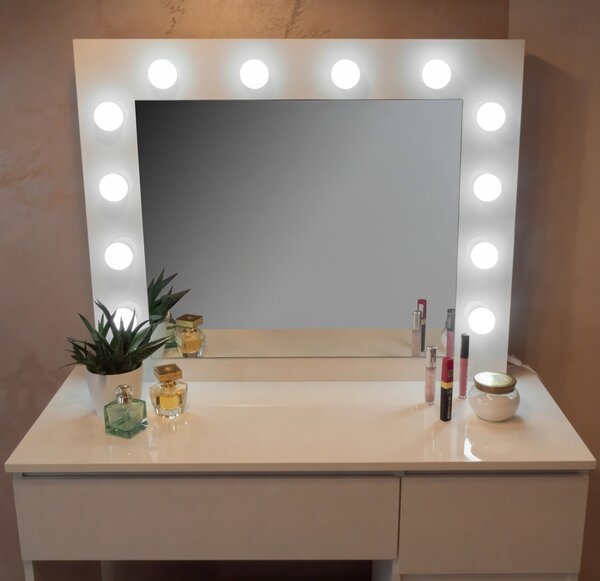 INLEA Toaletný stolík ZYRA s LED osvetlením (LED žiarovky) a 4 zásuvkami - biely