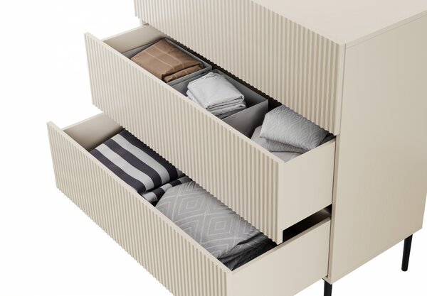 Komoda Nicole 100 cm so zásuvkami a ryhovaným čelom - kasmír / čierne nohy