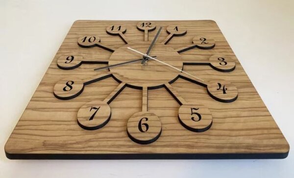 Drevené štvorcové hodiny Design (Designové hodiny s tichým chodom 40x40 cm)