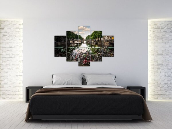 Obraz bicykla v meste (150x105 cm)
