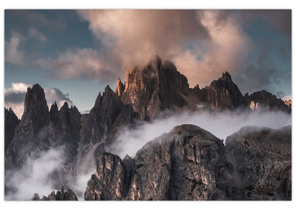 Obraz - Talianske dolomity schované v hmle (90x60 cm)