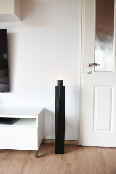 Vysoká váza HYDRON, sklolaminát, výška 80 cm, čierny mat