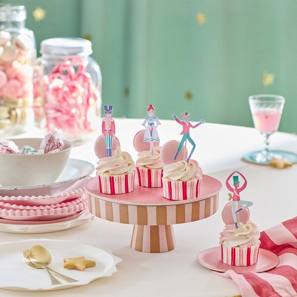 Vianočná sada na pečenie cupcakes Nutcracker Ballet – 24 ks