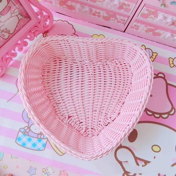 GFT Plastový košík - ružové srdce