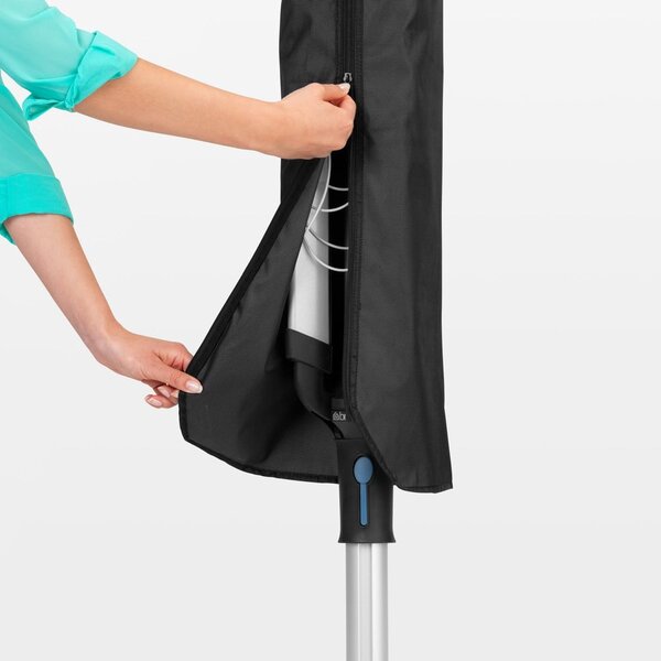 Vonkajší sušiak na bielizeň v striebornej farbe 50 m Lift-o-Matic Advance – Brabantia