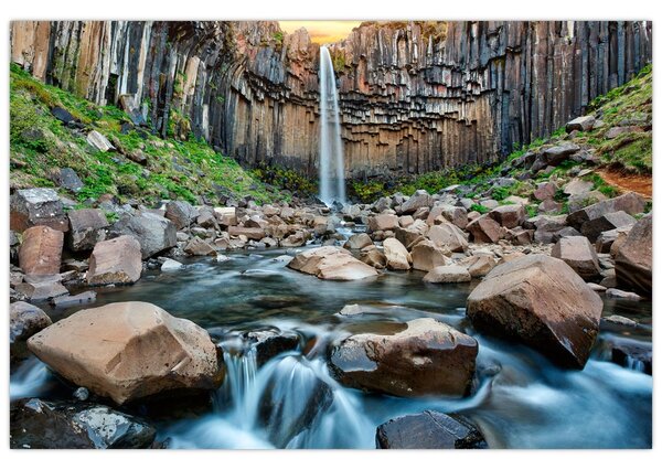 Obraz - Vodopád Svartifoss, Island (90x60 cm)