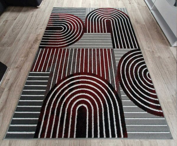 HU Sivo červený geometrický obdĺžnikový koberec NEW IDEA 90141-0564 Rozmer: 50x80 cm