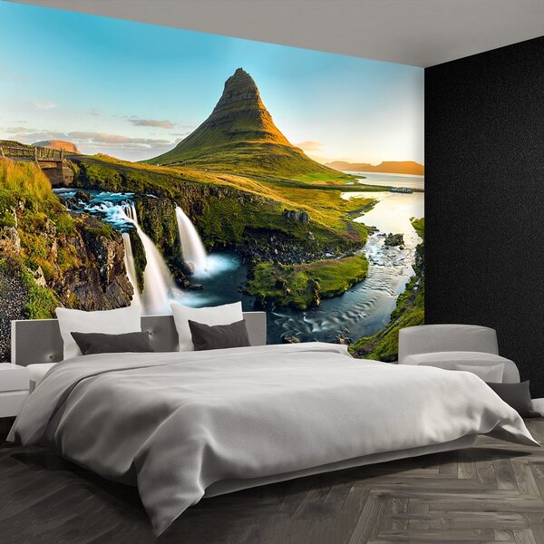 Fototapeta Vliesová Mount kirkjufell 152x104 cm