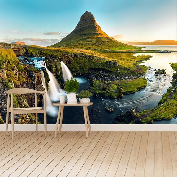 Fototapeta Vliesová Mount kirkjufell 152x104 cm