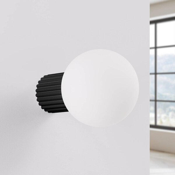 SOLLUX LIGHTING Nástenné svetlo ORBI, čierne, sklo/kov, Ø 12 cm, IP44, G9, Čierna, Kúpeľňa, Hliník, Nástenné svietidlo