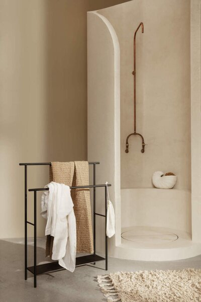 Ferm Living Stojan na uteráky Dora Towel Stand, black