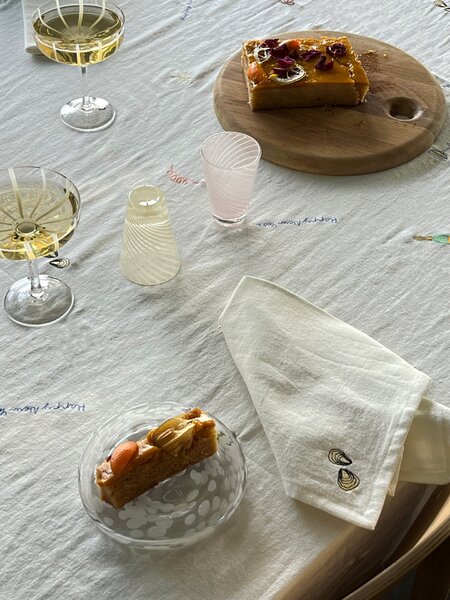 Látkové obrúsky New Year Embroidered – set 4 ks