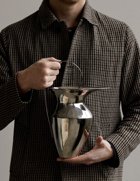 Džbán z nerezovej ocele Etruscan Pitcher 30 cm