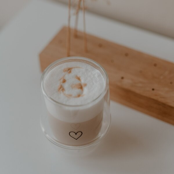 Dvojstenný pohár na teplé nápoje Heart 300 ml