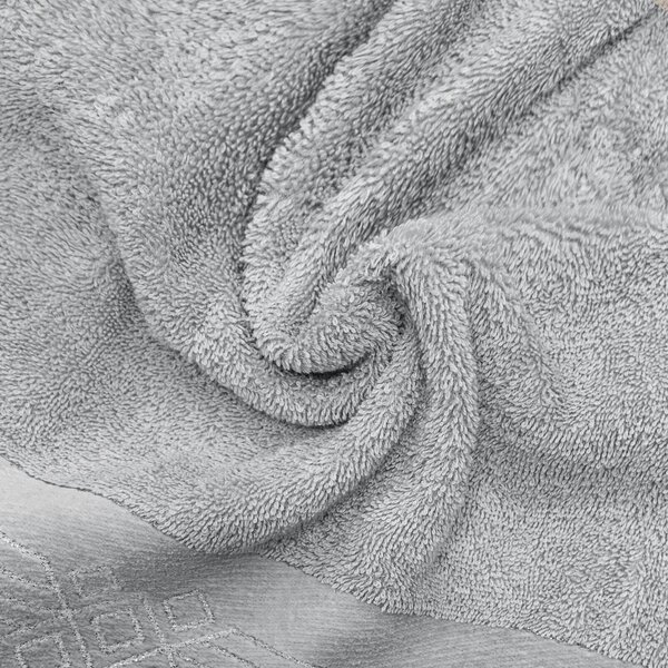 BAVLNENÝ UTERÁK KAMELA 50X90 CM STRIEBORNÁ