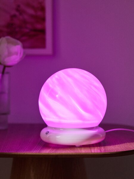 Sinsay - Dekoratívna LED stolná lampa v tvare gule - biela