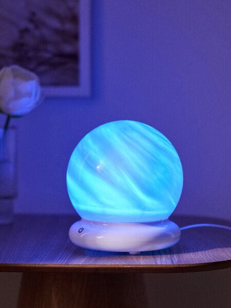 Sinsay - Dekoratívna LED stolná lampa v tvare gule - biela