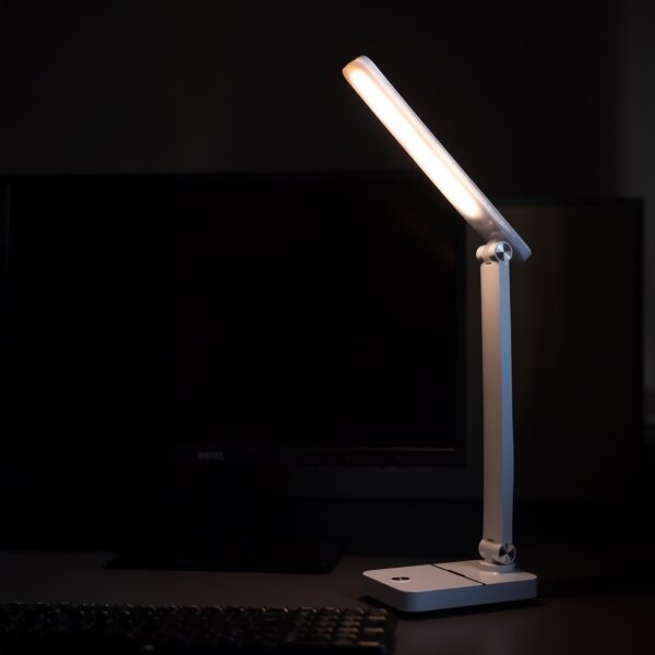 Zuma Line 1949-WH-LED Nabíjacia stolná lampa LED/8W/1200 mAh 3000/4500/6000K biela
