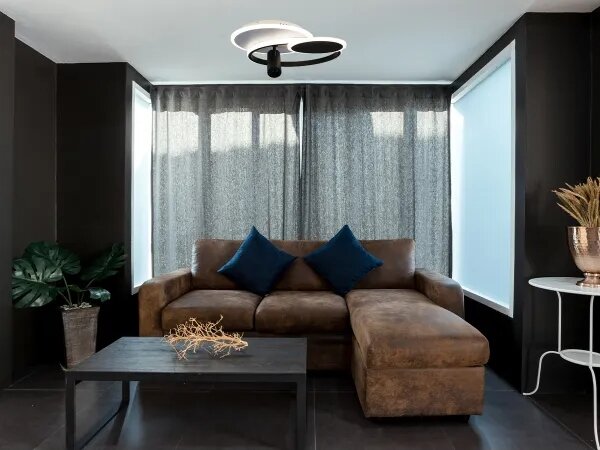 LED Stmievateľné svietidlo LED/65W/230V 3000-6500K biela/čierna + diaľkové ovládanie