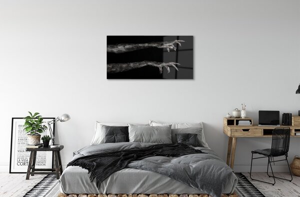Obraz na skle Čierne pozadie špinavé ruky 100x50 cm 2 Prívesky