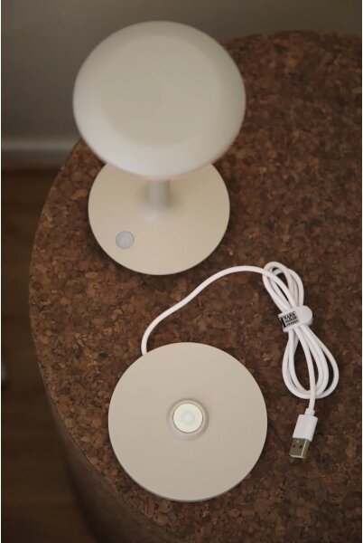 Markslöjd 108917-LED Stm. nab. lampa PETIT 2W/1800 mAh 2200/2700/3000K IP44 šedá
