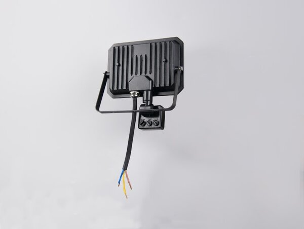 TRIO Reality R23349232 FUNCHAL vonkajšie svietidlo/reflektor so senzorom SMD LED 30W/2800lm 4000K IP44 čierna matná