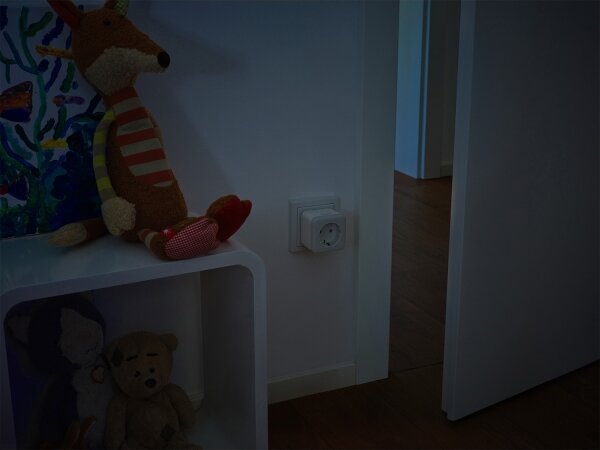 Osram -LED Stmievateľná zásuvka s osvetlením SCHUKO SMART+ NIGHTLIGHT 230V Wi-Fi