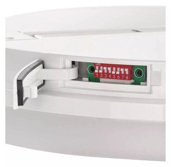 Biele LED stropnénástenné svítidlo Tori s pohybovým snímačom 15W IP54 – LED lustre a svietidlá > LED stropné svietidlá > LED stropné svietidlá