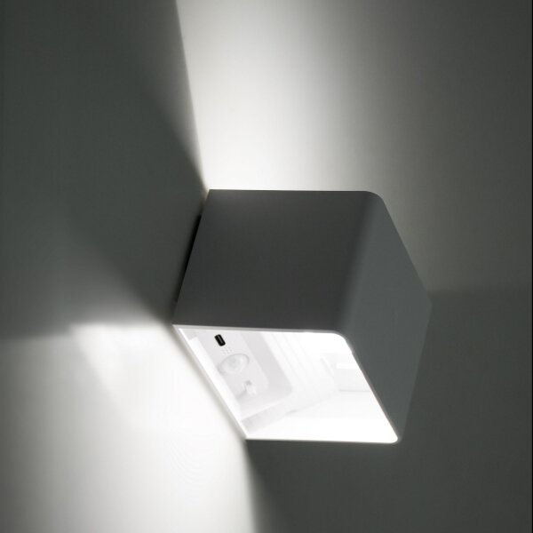 LED Nástenné svietidlo so senzorom MIRI LED/2,5W/3,7V 3000-6400K 4000 mAh biela