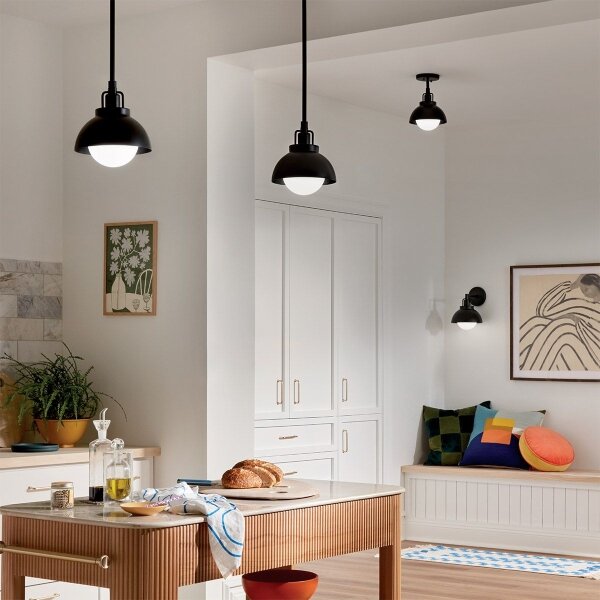 Kichler KL-NIVA-1W-1P-BK - Nástenná lampa NIVA 1xE27/40W/230V čierna