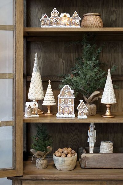 Zelený vianočný borovicový stromček v kvetináči so svetielkami Pine Tree - 120 cm - Chic Antique