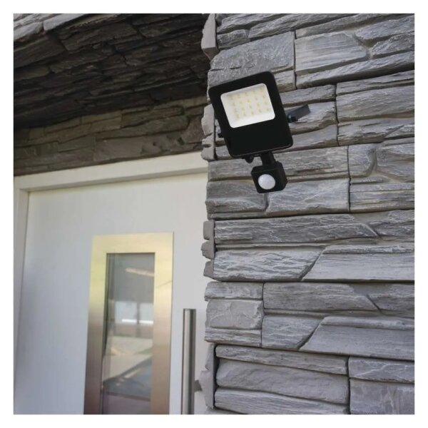 LED reflektor VISIO 30W 230V 4000K IP65 so senzorom