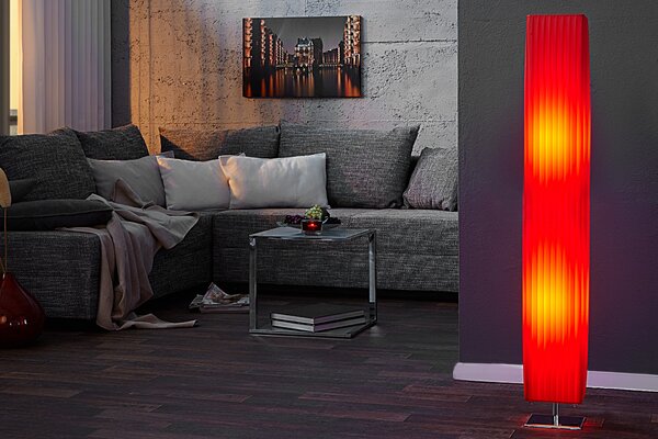 Estila Moderná obdĺžniková stojaca lampa Paris v červenom latexe s oranžovým podtónom a striebornou štvorcovou podstavou 120 cm