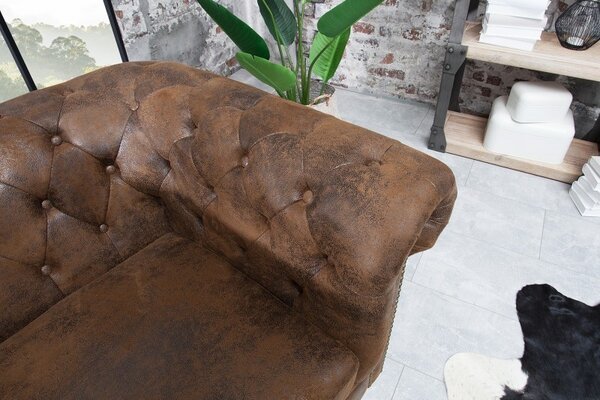 Estila Elegantné pohodlné kreslo Chesterfield