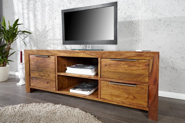 Estila Moderný obdĺžnikový hnedý masívny TV stolík Massive zo sheeshamového dreva s kovovými úchytkami s úložným priestorom 135 cm