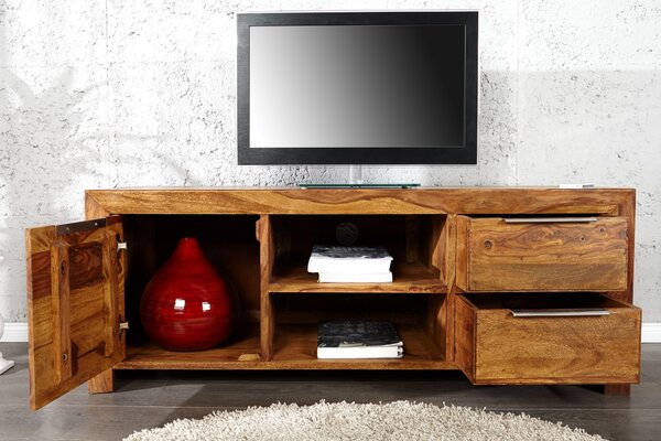 Estila Moderný obdĺžnikový hnedý masívny TV stolík Massive zo sheeshamového dreva s kovovými úchytkami s úložným priestorom 135 cm