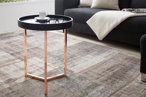 Estila Art deco okrúhly kovový príručný stolík Modul s čiernou drevenou doskou a medenou podstavou s lesklým povrchom 40 cm