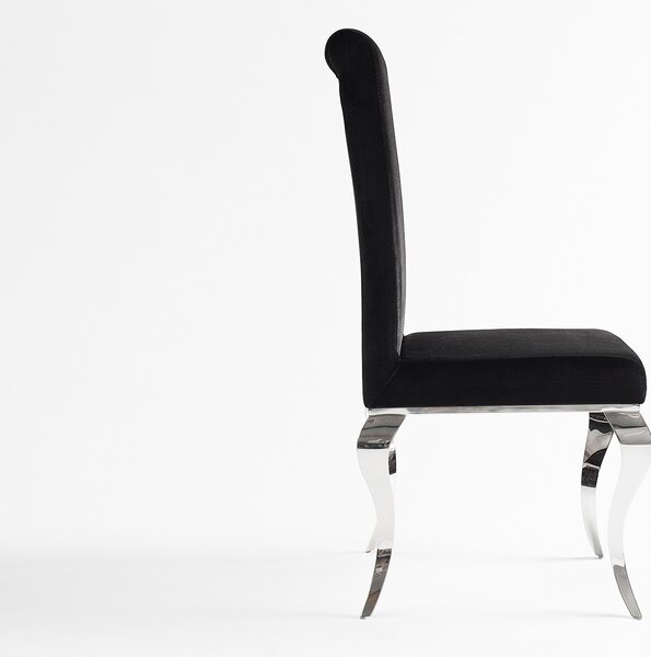 Estila Štýlová klasická zamatová moderná jedálenská stolička Modern Barock s chrómovými striebornými nožičkami a čiernym poťahom 106 cm