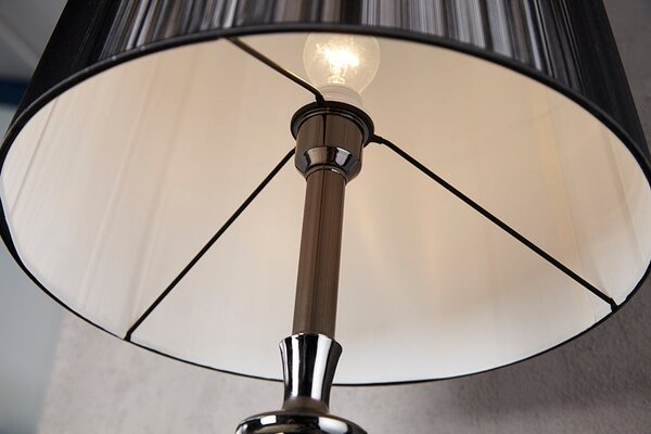 Estila Luxusná glamour jedinečná stojaca lampa Lucie Schwarz z kovu s lesklým čiernym povrchom a okrúhlym nylonovým tienidlom 160 cm